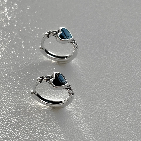 Kupfer Herz Creolen Kleine Schwarze Emaille Herz Gedrehte Seil Creolen Für Damen Minimalistische Tägliche Schmuck Accessoire