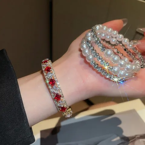 Lagenlook Künstliche Perlenarmband Glänzende Zirkon Kupfer Armreif Elegant Luxus Geometrisch Quadratisch Mode Schmuck Damen