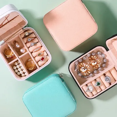 Portables Schmuckkästchen PU Leder Reise Organizer Etui Mit Reißverschluss Für Ringe Ohrringe Halsketten Kompakt