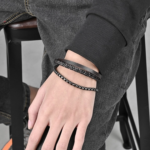Pulsera Multicapa De Cuero Trenzado Para Hombre Con Cadena De Acero Inoxidable Estilo Hip Hop Punk Cierre Magnético