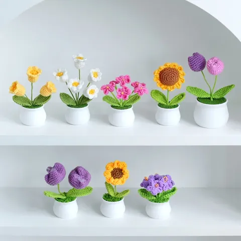 Handmade Knitted Potted Flowers Yarn Wool Crochet Sunflower Tulip Simulation Plant Desktop Decor Home Office Gift