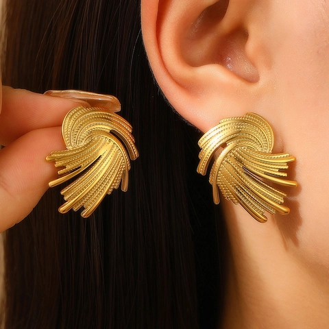 Stainless Steel Earrings For Women Gold Silver Plated Geometric Leaf Flower Heart Design Fashion Stud Jewelry Earrings