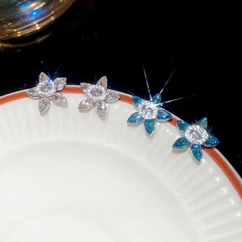 Elegant Five Petal Flower Stud Earrings With Zircon Crystals And 925 Sterling Silver Earring Post For Women