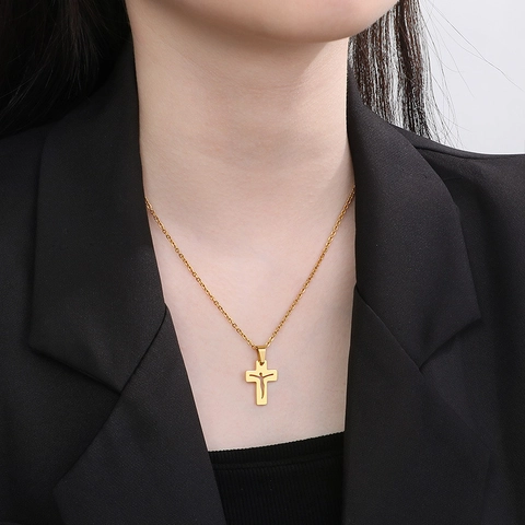 Collana Con Pendente A Croce In Acciaio Inossidabile Silhouette Di Gesù Svuotata Gioiello Di Moda Minimalista Per Uomo Donna