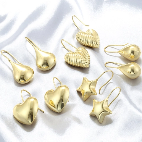 Orecchini Pendenti Vintage in Ottone Placcato Oro a Forma di Cuore Stella Goccia d'Acqua per Donna Eleganti Gioielli Geometrici