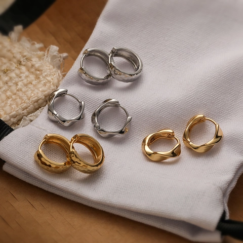 Pendientes De Aro Geométricos Cobre Chapado En Oro Plata Textura Martillada Irregular Pequeño Retorcido Minimalismo Joyería Mujeres