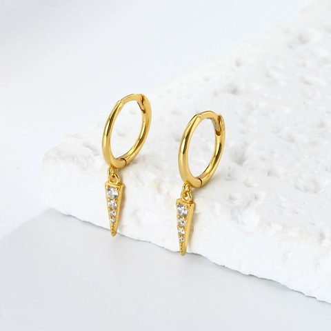 Orecchini A Cerchio Con Perno In Argento 925 E Pendente A Cono Triangolare Zirconia Cubica Stile Punk Per Donna