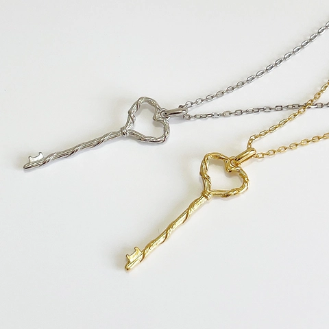 925 Sterling Silver Heart Key Pendant Necklace For Women Elegant Twisted Rope Handle Vintage Minimalist Jewelry Gift