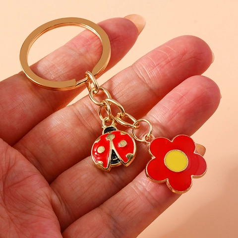 Porte-clés Coccinelle Fleur Alliage De Zinc Émail Charme De Sac Pendentif Style Pastoral Anneau De Clé Cadeau
