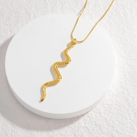 Collana Con Pendente Serpente Acciaio Inossidabile Oro 18K Catena Serpente Minimalista Punk Gioielli Per Donne