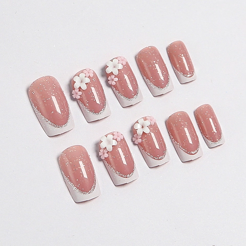 Künstliche Fingernägel Zum Aufkleben Mit Weißen French Tips Und 3D Rosa Blumen Dekor Quadratisch Kurz Pink Glitzer