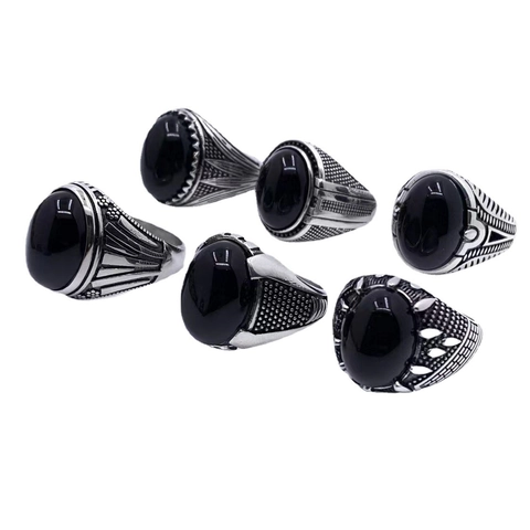 Vintage Stainless Steel Men's Ring With Oval Black Stone Retro Hip Hop Punk Carved Finger Ring Fashion Jewelry Accessory