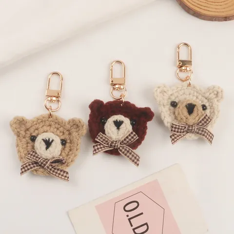Handmade Crochet Bear Head Keychain With Bow Cute Knitted Yarn Animal Bag Charm For Women Girls Earphone Case Decor Gift