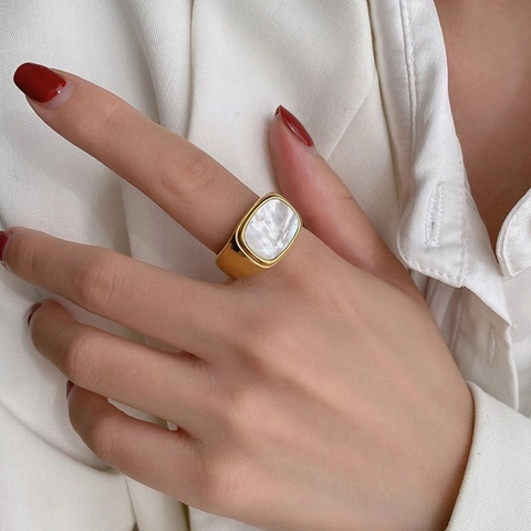 Vintage Signet Ring Stainless Steel With White Mother Of Artificial Pearl Geometric Irregular Triangle Minimalist Jewelry For Women