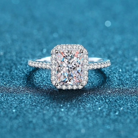 Emerald Radiant Cut Moissanite Ring 925 Sterling Silver Halo Wedding Engagement Jewelry For Women Elegant Sparkly