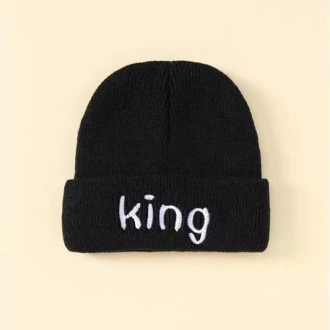 King Letter Embroidered Beanie Hat Warm Acrylic Knitted Skull Cap For Boys Girls Kids Winter Casual Black