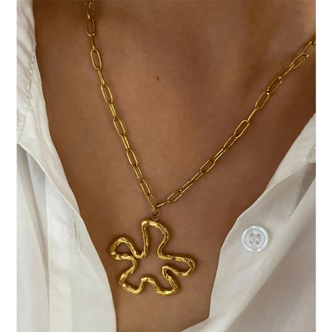 Butterfly Flower Leaf Pendant Necklace 316L Stainless Steel 18K Gold Plated Exaggerated Metallic Jewelry For Women