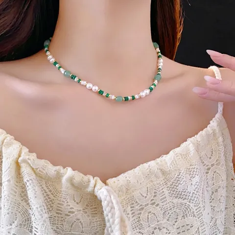 Malachite And Shell Artificial Pearl Beaded Necklace Retro Green Stone Jewelry Clavicle Chain For Women Vintage Elegant Accessory