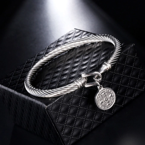 Stainless Steel Saint Benedict Medal Twisted Cable Bangle Retro Religious Charm Bracelet Vintage Jewelry For Women Men