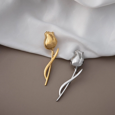 Elegante Tulp Bloem Broche Roestvrij Staal Metalen Pin Voor Vrouwen Vintage Pak Revers Accessoire Creatieve Sieraden