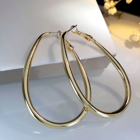 Teardrop Hoop Ohrringe Gold Plattiert Legierung Statement Retro Minimalistisch Schick Schmuck Für Frauen