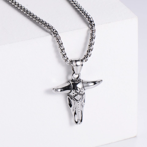 Vintage Stainless Steel Bull Head Skull Pendant Necklace For Men Retro Punk Animal Ox Head Jewelry Gold Black Silver Tone