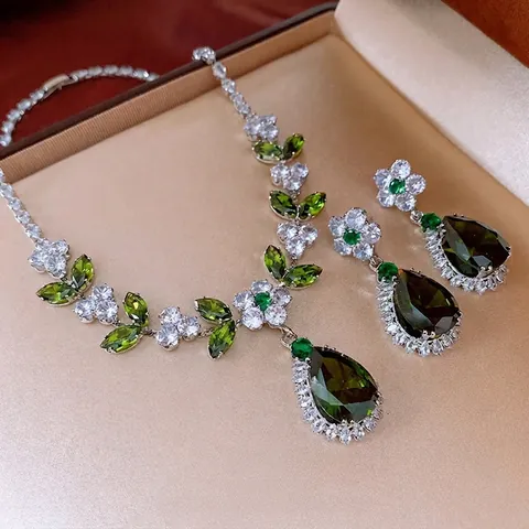 Gioielli Fiore Goccia Verde Smeraldo Collana E Orecchini In Rame Zircone Con Perno In Argento Lusso Retrò Per Donne