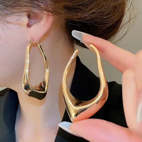 Pendientes Geométricos Irregulares Con Poste De Plata Estilo Metal Líquido Alto Brillo Joyería De Moda Para Mujeres