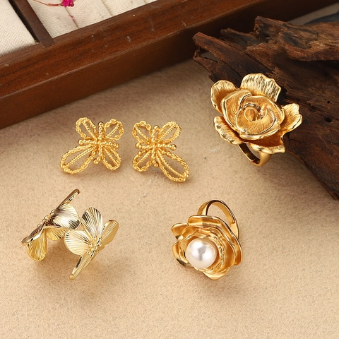 Anillo Ajustable de Flor de Perla Artificial de Metal Tono Dorado Vintage para Mujer Elegante Anillo Abierto Floral Retro