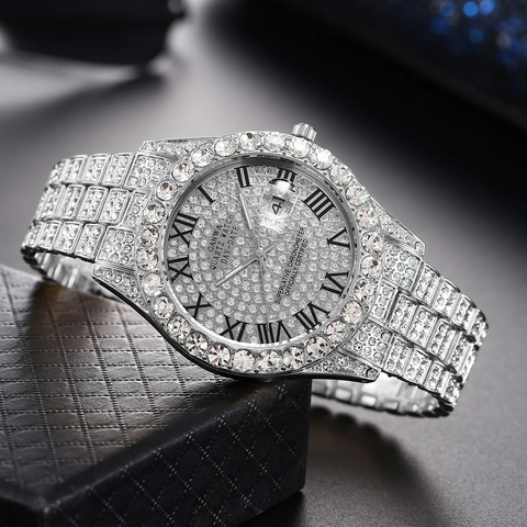 Luxury Men's Iced Out Quartz Watch With Rhinestone Alloy Link Bracelet Calendar Roman Numerals Business Fashion Wristwatch