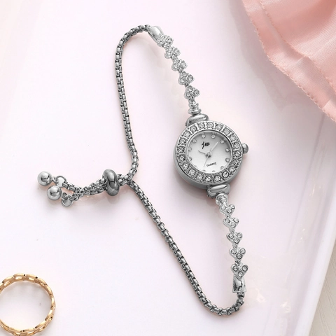 Luxury Alloy Rhinestone Bracelet Watch For Women Heart Shape Adjustable Quartz Wristwatch With Sunray Dial Fashion Jewelry Gift