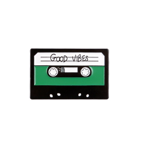 Retro Musik Emaille Brosche Pins Vintage Vinyl Schallplatte Plattenspieler Kassette Film Filmklappe Legierung Abzeichen
