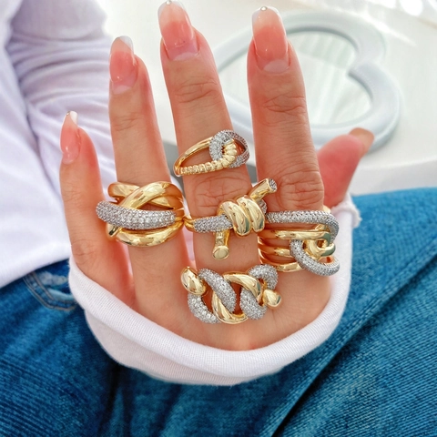 Anello Aperto Irregolare Geometrico di Moda per Donna Rame Placcato Oro Nodo Strass Intarsiato Anello di Lusso Regolabile