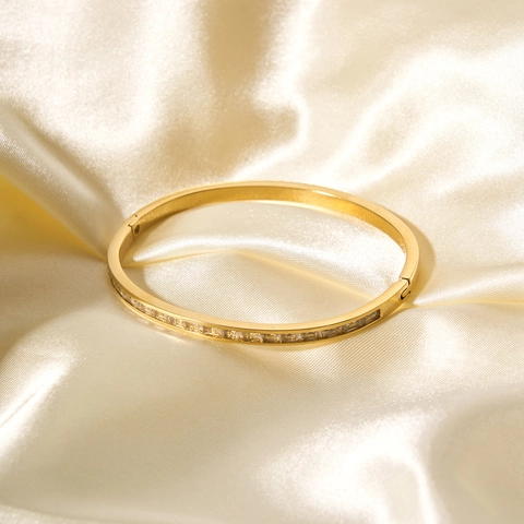 Vintage 18K Gold Plated Stainless Steel Bangle Bracelet With Rectangular Zirconia Rhinestones Fashion Hinged Women