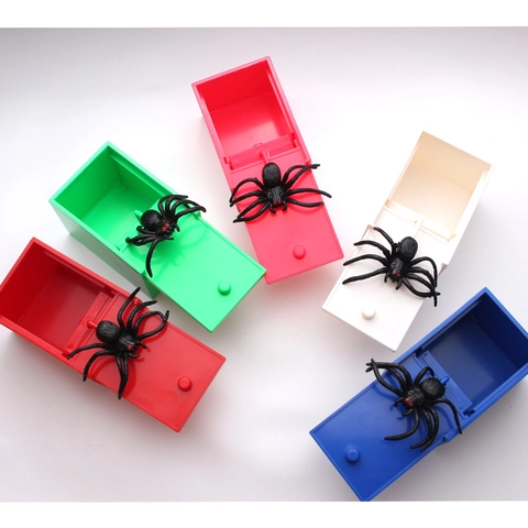 Plastic Spider Prank Scare Box Funny Gag Gift For Halloween Party Tricky Toy Realistic Insect Sliding Lid Mechanism