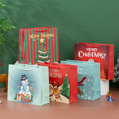 Weihnachts Geschenktüten Karton Tragbar Papier Verpackung Feiertage Santa Claus Schneemann Rentier Muster
