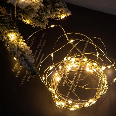 LED String Lights Warm White Copper Wire Snowflake Battery Operated Holiday Christmas Party Decor Indoor Outdoor