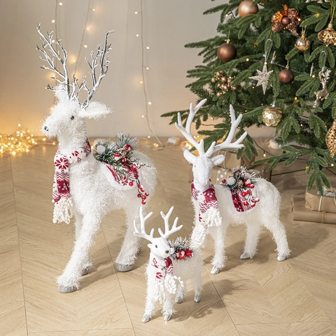 Weihnachts Weißes Rentier Ornament Plüsch Stehende Elch Figur Für Zuhause Feiertag Party Dekoration Mit Schal Und Beeren