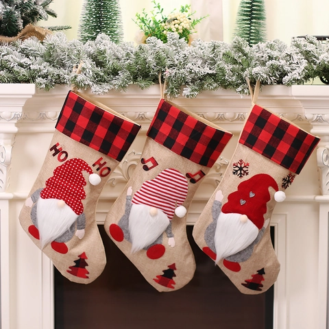 Calze Natalizie In Tela Di Iuta Gnomo Decorazioni Da Appendere Al Camino Decorazioni Per La Casa Festive Ornamenti