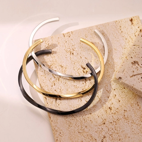 Stainless Steel Mobius Twist Open Bangle C-Shaped Gold Black Silver Adjustable Bangle For Women Elegant Fashion Jewelry