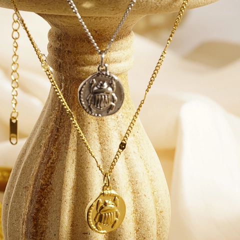 Collar Con Colgante De Moneda De Escarabajo Egipcio Antiguo De Acero Inoxidable Joyería Retro Vintage Para Mujer