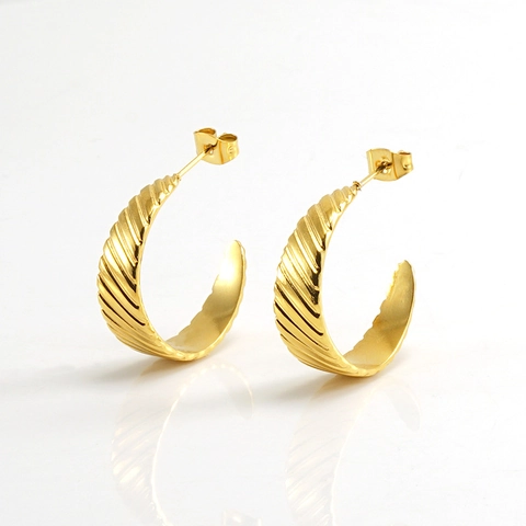 Geribbelde C-Vormige Oorbellen Roestvrij Staal 18K Verguld Spiraaltextuur Elegante Vintage Mode Sieraden Voor Dames