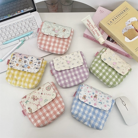 Mini Quilted Gingham Storage Bag For Women Portable Sanitary Napkin Pouch Travel Cosmetic Bag Cute Cartoon Animal Pattern Organizer