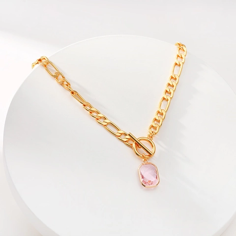 Minimalist Gold Plated Copper Figaro Chain Necklace With Pink Square Rhinestone Pendant Sweet Toggle Clasp Clavicle Jewelry For Women
