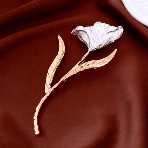 Broche Tulipe En Alliage Texture Plissée Bicolore Corsage Floral Élégant Bijoux Mode Pour Femmes