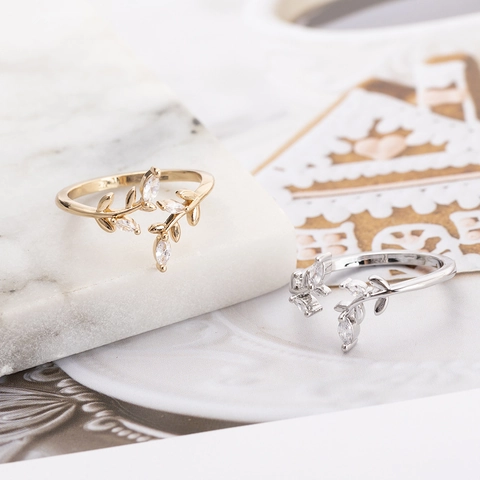Anello Aperto in Rame a Foglia Minimalista Con Strass Intarsiato Elegante Gioiello Regolabile per Donna Anello Placcato Oro Argento