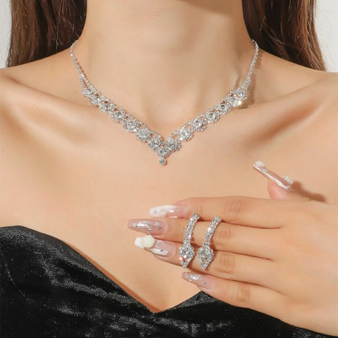 Halskette Und Ohrringe Brautschmuck Kupferlegierung Strass Zirkon Künstliche Perle Blume Träne Luxuriöse Hochzeitsparty Für Frauen