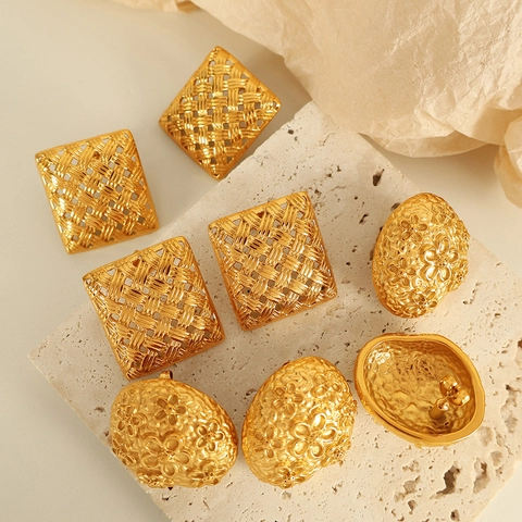 Vintage 18K Gold Plated Stainless Steel Woven Square Oval Floral Relief Stud Earrings For Women Retro Geometric Jewelry