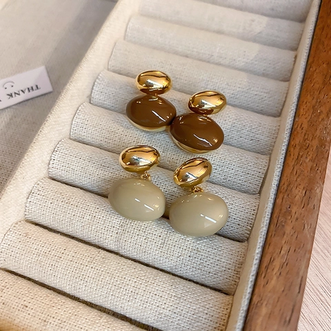 Pendientes Geométricos Ovalados De Guijarros Vintage Lujo Ligero Joyería Chapada En Oro Con Poste De Plata Esterlina 925