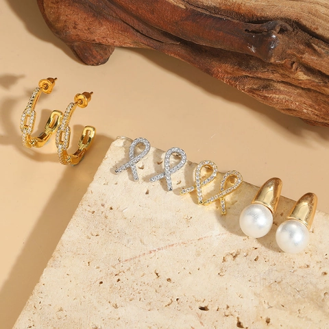 Orecchini a Bottone con Fiocco di Nastro Barocco Vintage Rame Intarsiato con Zirconia Oro Argento Gioielli da Donna Accessorio